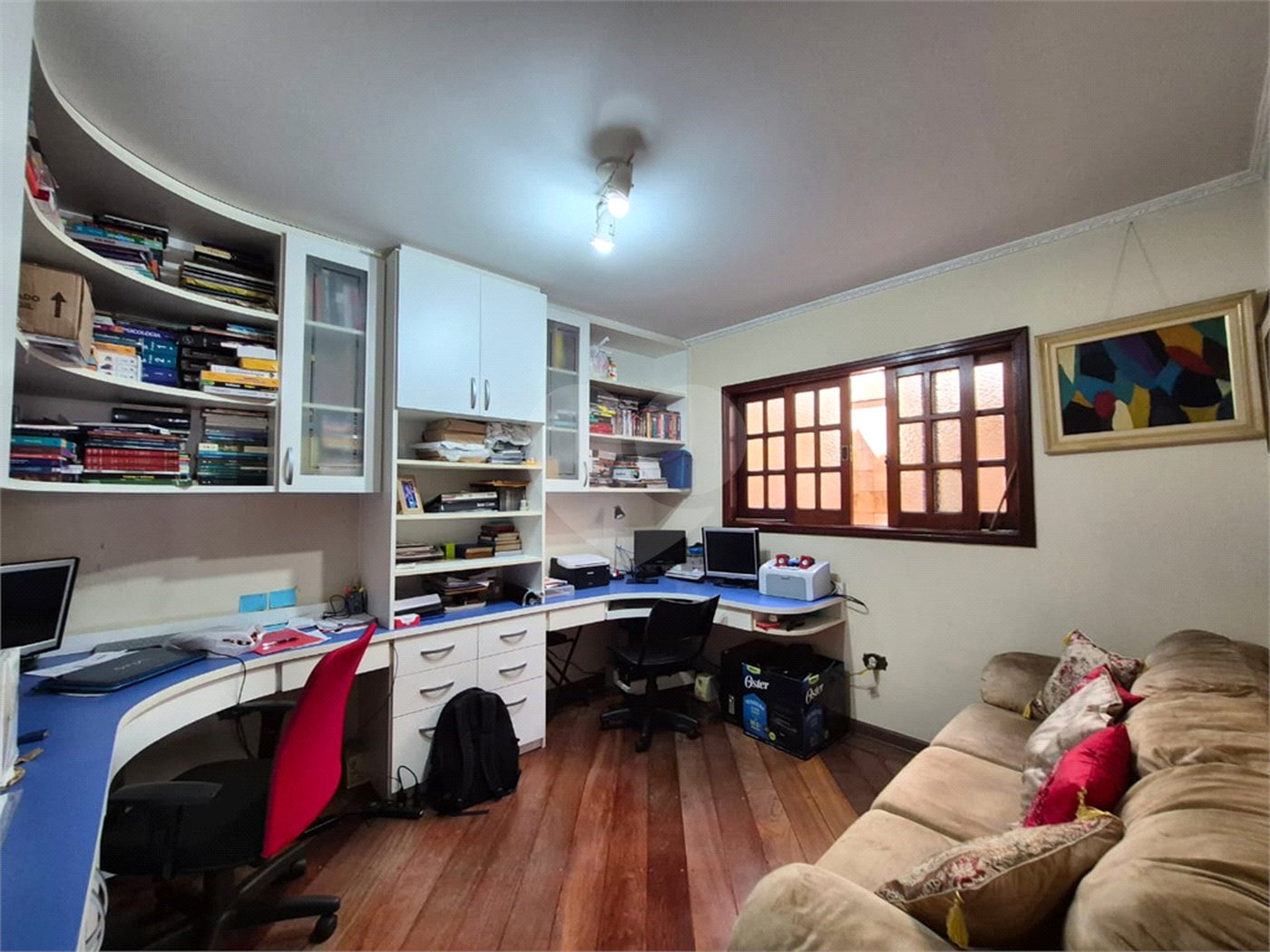 Casa à venda com 3 quartos, sendo 1 suíte, em Parque São Domingos, São Paulo, SP