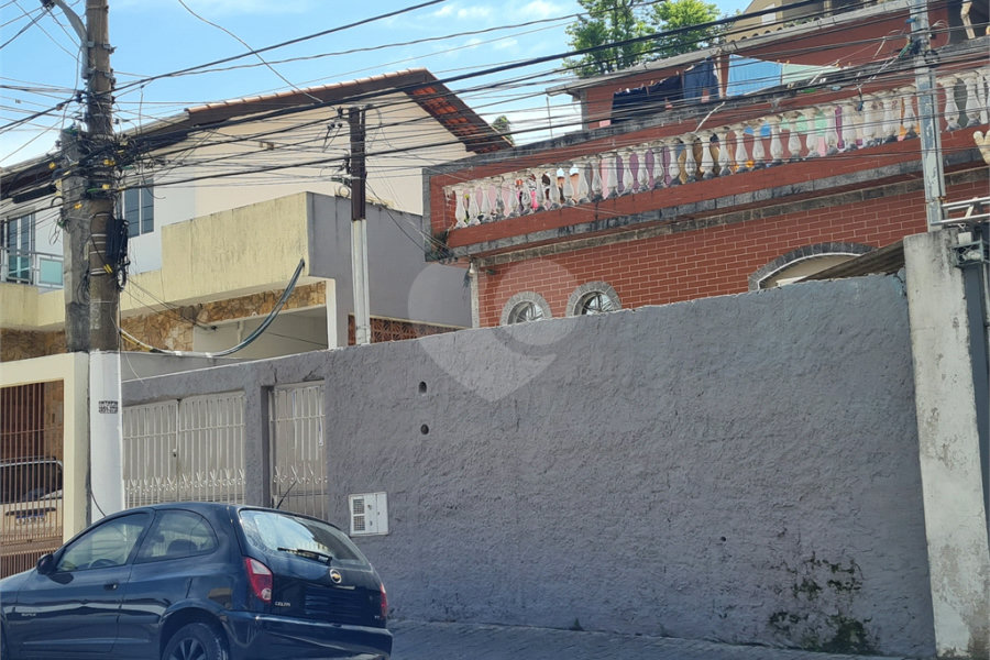 Sobrado à venda com 4 quartos em Parada Inglesa, São Paulo, SP
