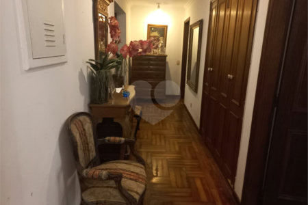 Casa à venda com 3 quartos, sendo 2 suítes, em Morumbi, São Paulo, SP