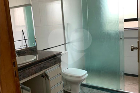 Sobrado à venda com 4 quartos, sendo 1 suíte,  em Chácara Santo Antônio (zona Leste), São Paulo, SP