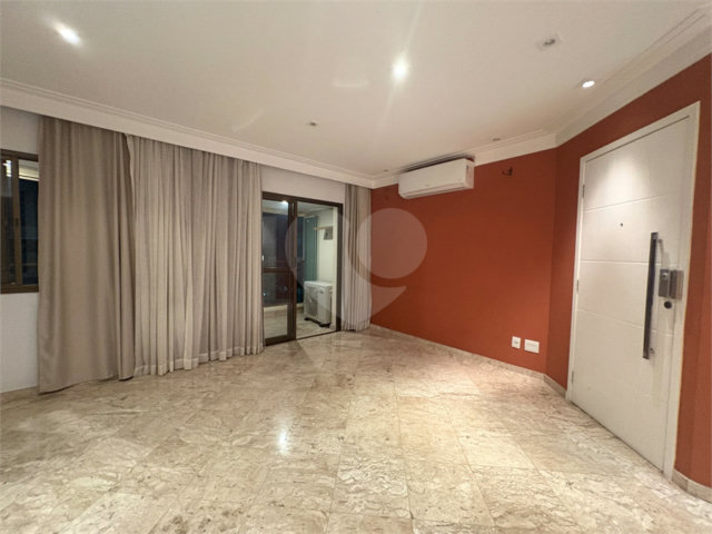 Apartamento à venda com 3 quartos, sendo 1 suíte,  em Santana, São Paulo, SP