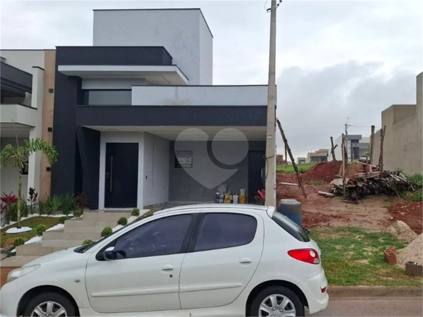 Casa à venda com 3 quartos, sendo 2 suítes, no condomínio Reserva Ipanema, Sorocaba - SP