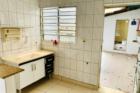 Casa à venda com 4 quartos em Chácara Inglesa, São Paulo, SP