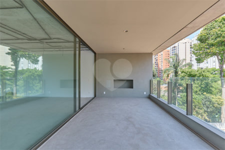 Apartamento à venda com 4 suítes em Vila Nova Conceição, São Paulo, SP