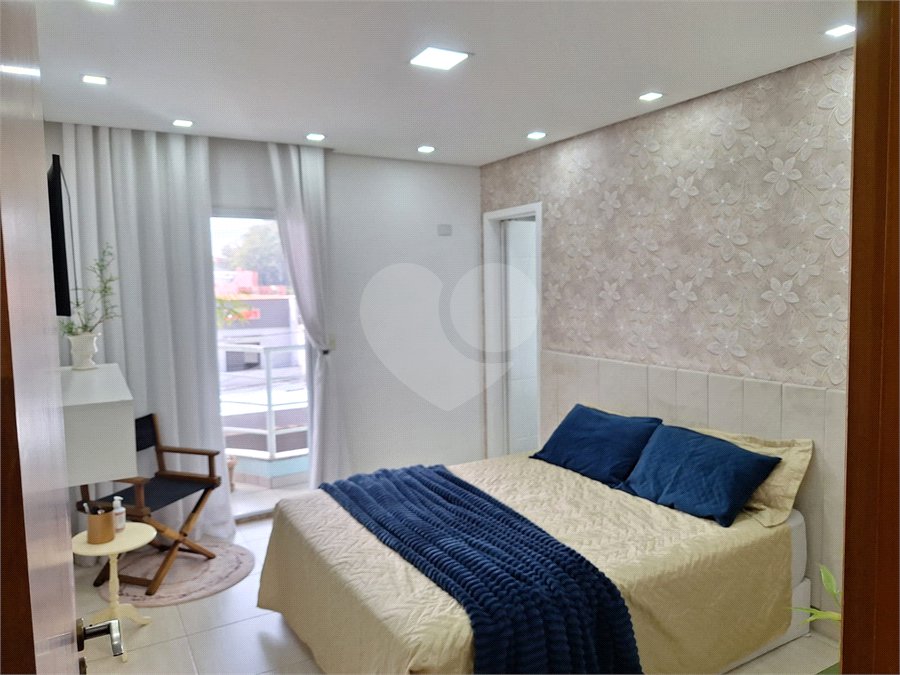 Sobrado à venda com 4 quartos, sendo 2 suítes, em Nova Petrópolis, São Bernardo do Campo, SP