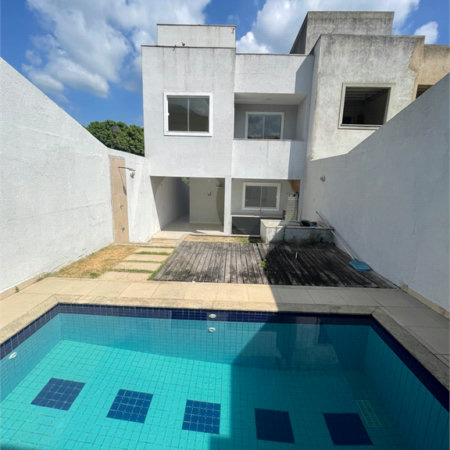 Casa à venda com 3 quartos, sendo 1 suíte, no condomínio Residencial Green Ville, Rio de Janeiro - RJ