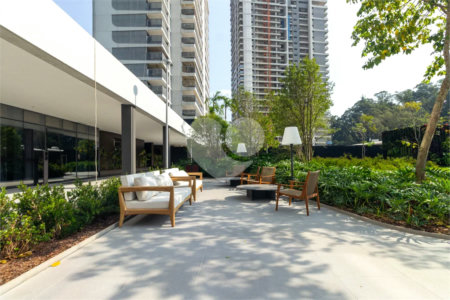 Apartamento à venda com 3 suítes em Jardim Morumbi, São Paulo, SP