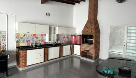 Casa à venda com 3 quartos, sendo 1 suíte, em Alto Ipiranga, Mogi das Cruzes, SP