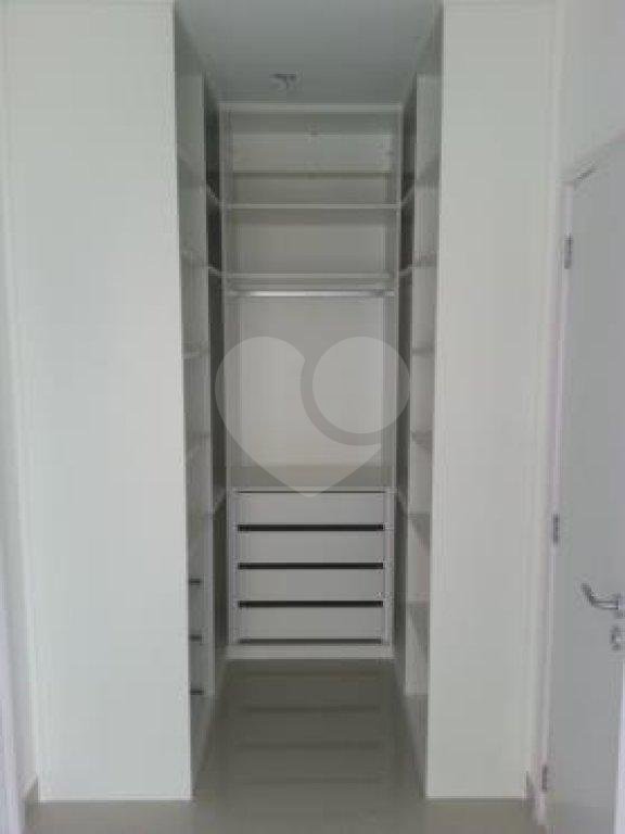 Apartamento à venda com 3 quartos, sendo 1 suíte, em Chácara Pavoeiro, Cotia, SP