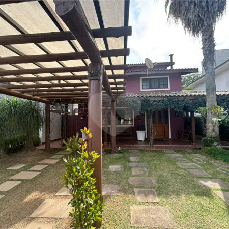 Casa à venda com 3 suítes no condomínio Atibaia Park I, Atibaia - SP