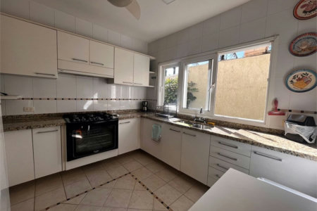 Casa Residencial à venda, Balneário Cidade Atlântica, Guarujá - CA0386.