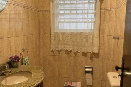 Sobrado à venda com 3 quartos, sendo 1 suíte, em Vila Sônia, São Paulo, SP
