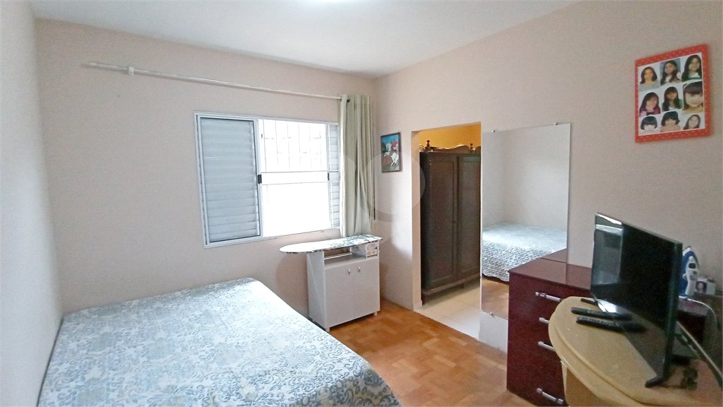Casa à venda com 3 quartos, sendo 1 suíte,  no Centro, Vinhedo, SP