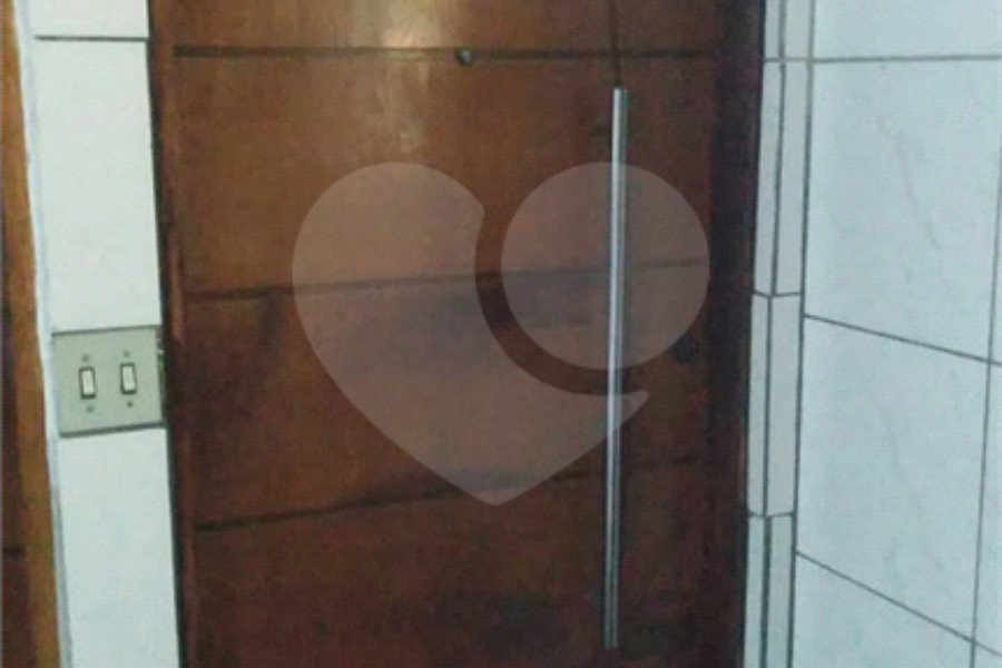 Apartamento à venda com 2 quartos em Cidade Tiradentes, São Paulo, SP