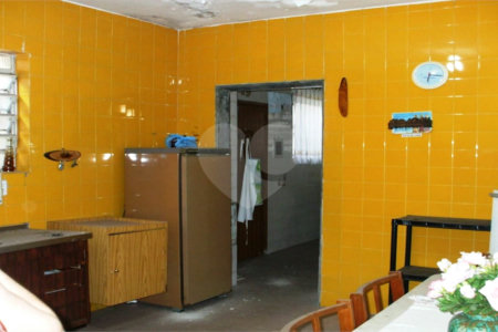 Sobrado à venda com 3 quartos em Chora Menino, São Paulo, SP