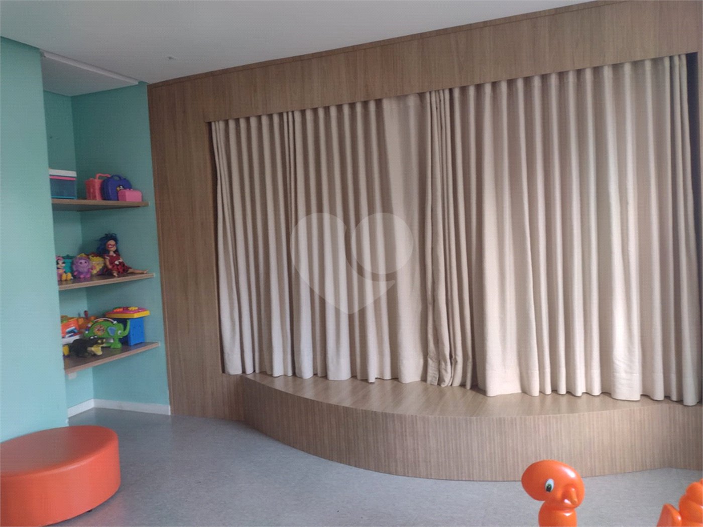 Apartamento à venda com 3 quartos, sendo 1 suíte,  em Campo Grande, São Paulo, SP