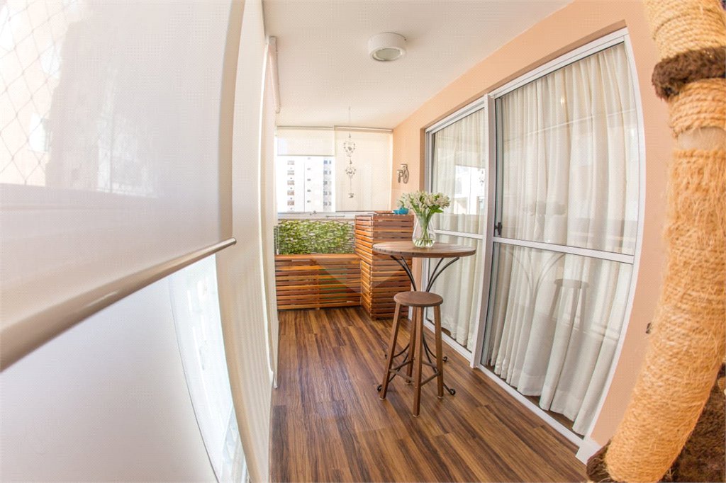 Apartamento à venda com 3 quartos, sendo 1 suíte, em Vila Campestre, São Paulo, SP