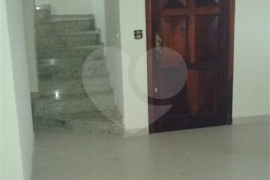 Sobrado à venda com 4 quartos, sendo 1 suíte, em Santana, São Paulo, SP