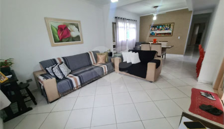 Casa à venda com 3 suítes em Maitinga, Bertioga, SP