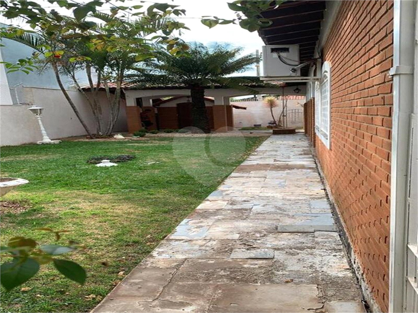 Sobrado à venda com 3 suítes em Jardim Dom Bosco, Indaiatuba, SP