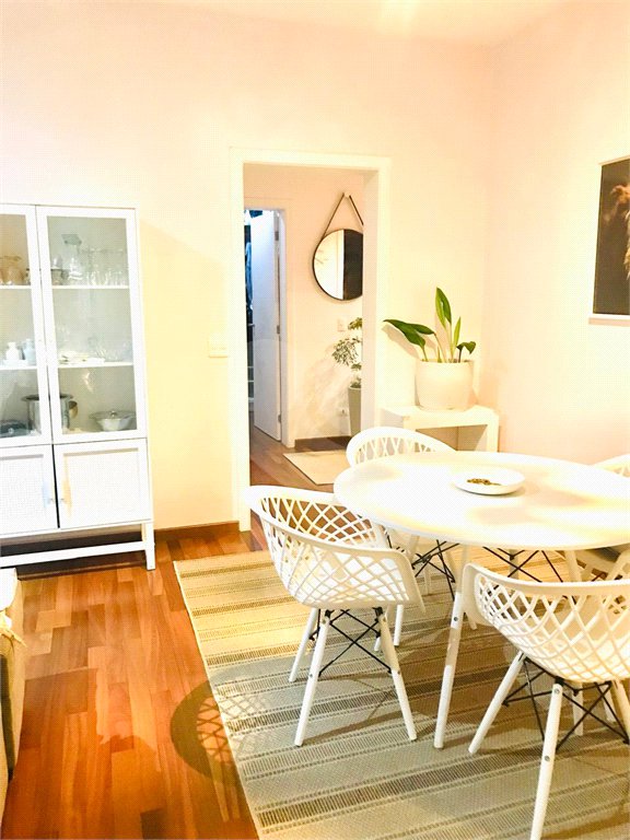 Casa à venda com 3 quartos, sendo 1 suíte, no condomínio Residencial Patrimônio do Carmo, São Roque - SP