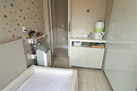 Apartamento à venda com 2 quartos, sendo 1 suíte, em Água Branca, São Paulo, SP