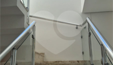Sobrado à venda com 3 quartos, sendo 1 suíte,  em Vila Prudente, São Paulo, SP