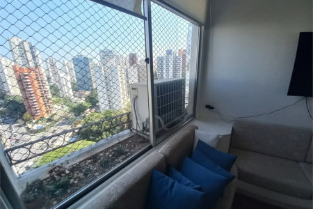 Apartamento à venda com 3 quartos, sendo 1 suíte,  em Vila Andrade, São Paulo, SP