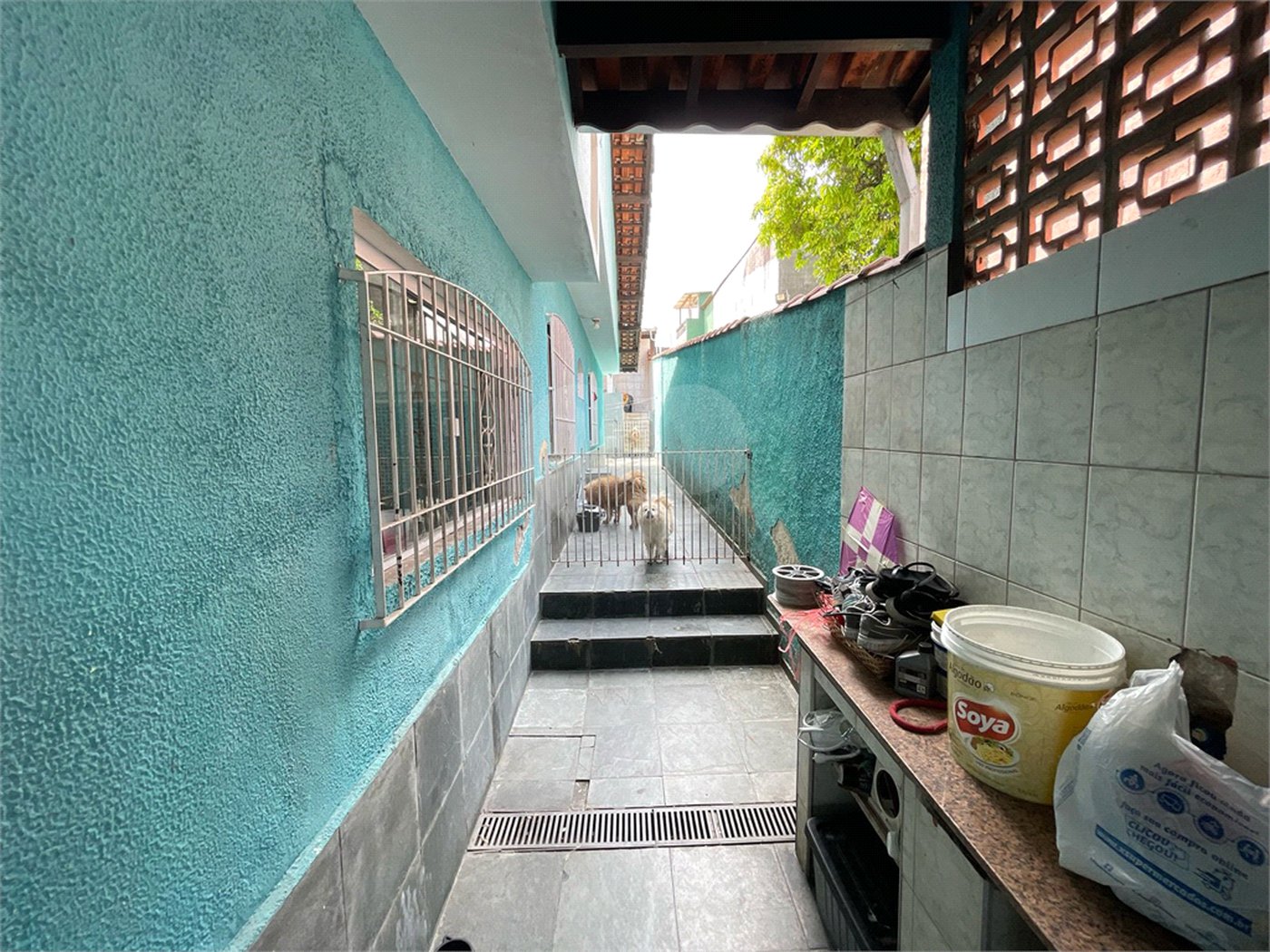 Casa à venda com 3 quartos, sendo 1 suíte, em Vila Júlia, Poá, SP
