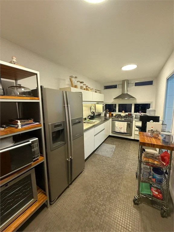Apartamento à venda com 3 quartos, sendo 2 suítes, em Vila Andrade, São Paulo, SP