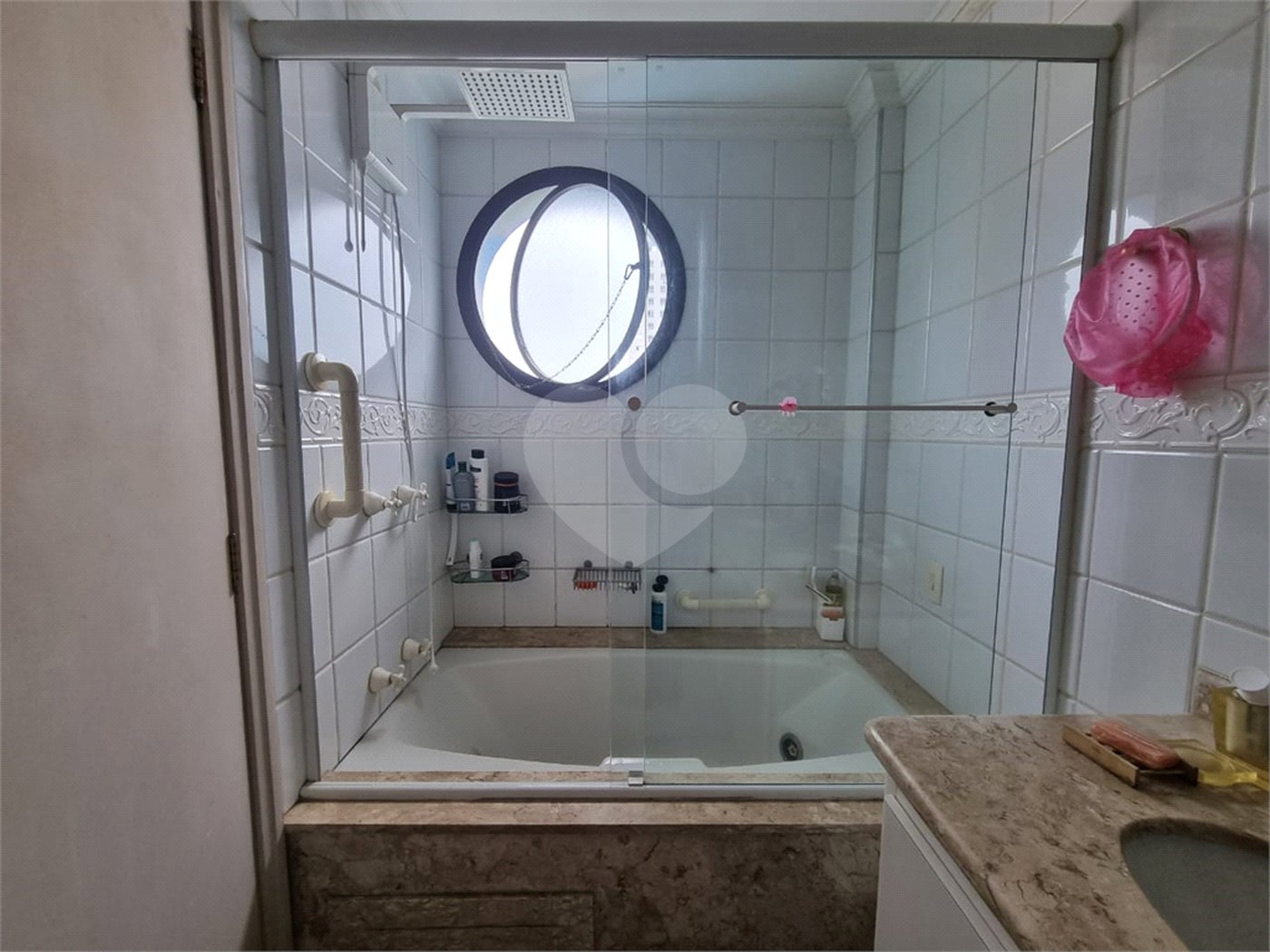Apartamento à venda com 3 suítes no Centro, Sorocaba, SP