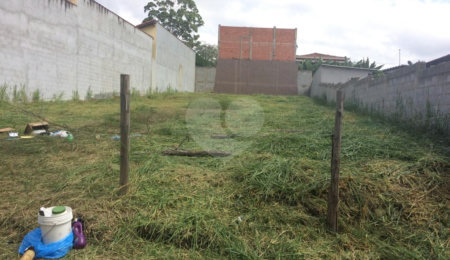 Terreno à venda no Centro, Nazaré Paulista, SP