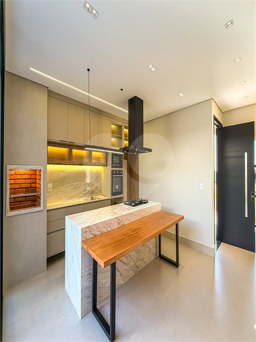 Casa à venda com 3 suítes no condomínio Jardim Residencial Dona Maria Candida, Indaiatuba - SP