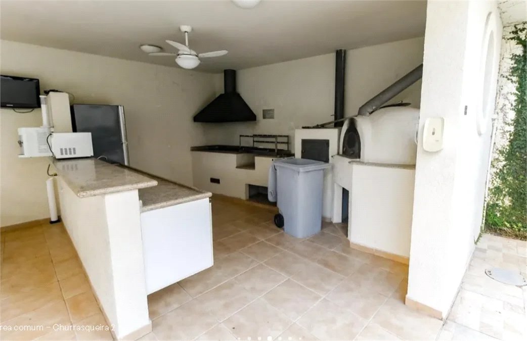 Apartamento à venda com 3 quartos, sendo 1 suíte,  em Vila Andrade, São Paulo, SP