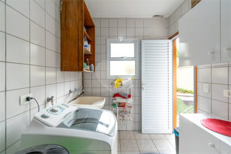 Casa à venda com 3 quartos, sendo 1 suíte,  em Vila Cordeiro, São Paulo, SP