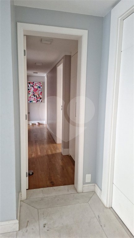 Apartamento para alugar com 3 suítes em Vila Gertrudes, São Paulo, SP