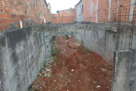 Terreno à venda em Mogi das Cruzes, SP