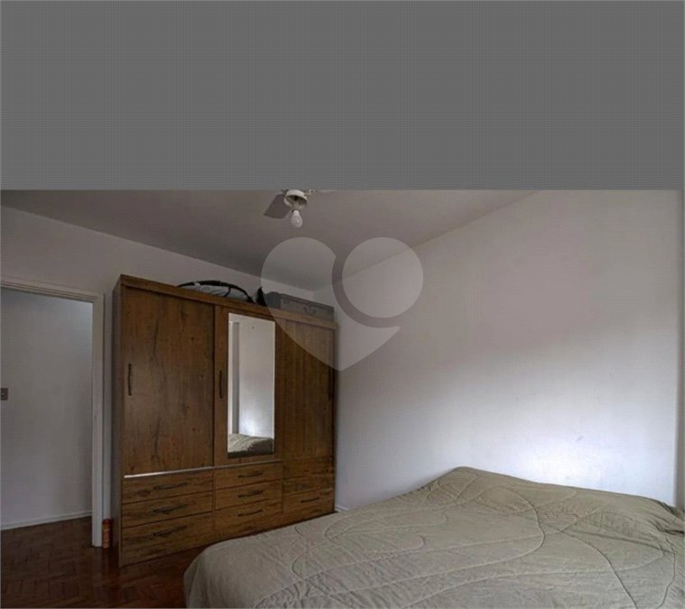 Apartamento à venda com 3 quartos, sendo 1 suíte,  em Aclimação, São Paulo, SP