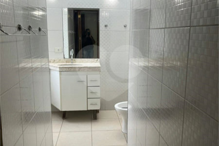 Casa à venda com 5 quartos, sendo 3 suítes,  em Jardim Bonfiglioli, São Paulo, SP