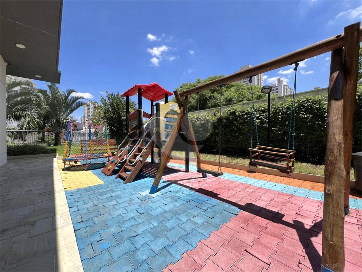 Apartamento à venda com 2 suítes em Vila Romana, São Paulo, SP