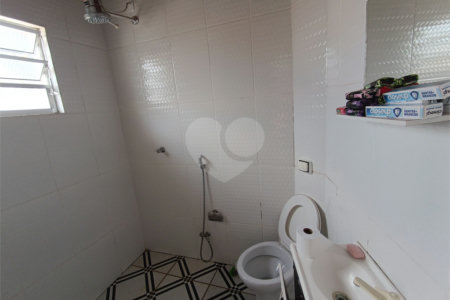 Casa à venda com 2 quartos, sendo 1 suíte, em Reneville, Mairinque, SP