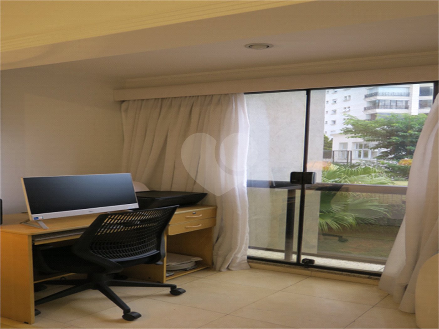 Apartamento à venda com 3 suítes em Vila Suzana, São Paulo, SP