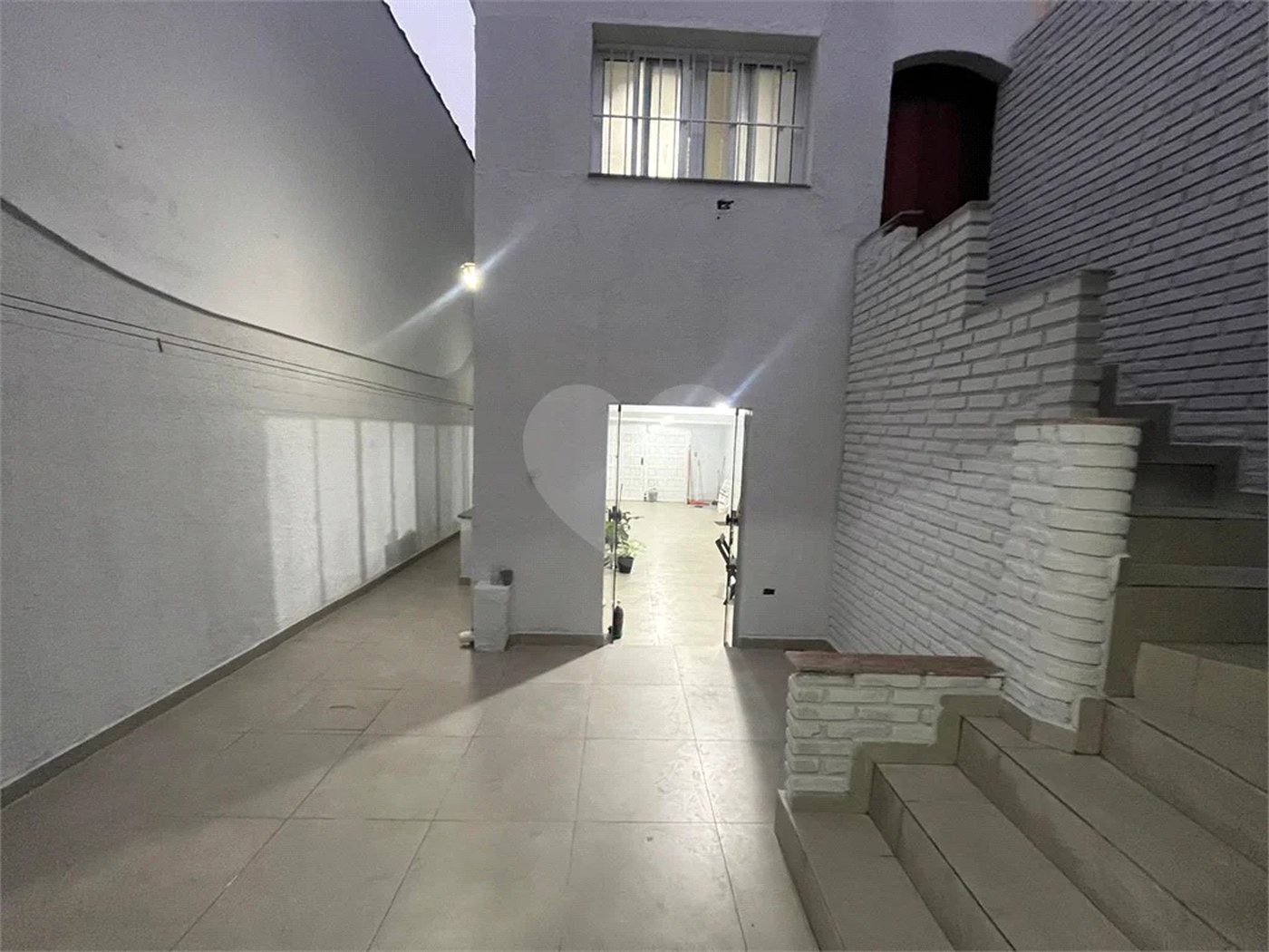 **SOBRADO À VENDA | 3 DORMITÓRIOS | 3 VAGAS | 147m² | PONTE GRANDE – GUARULHOS**