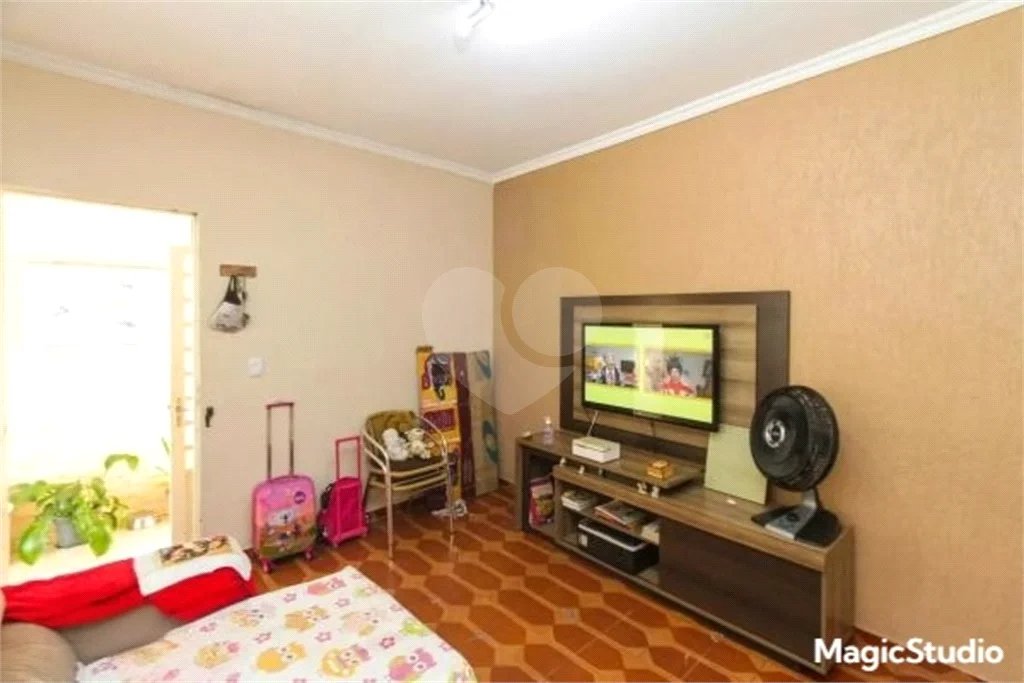Casa com 154m², 2 dormitórios, 1 vaga, à venda na Vila Ema.