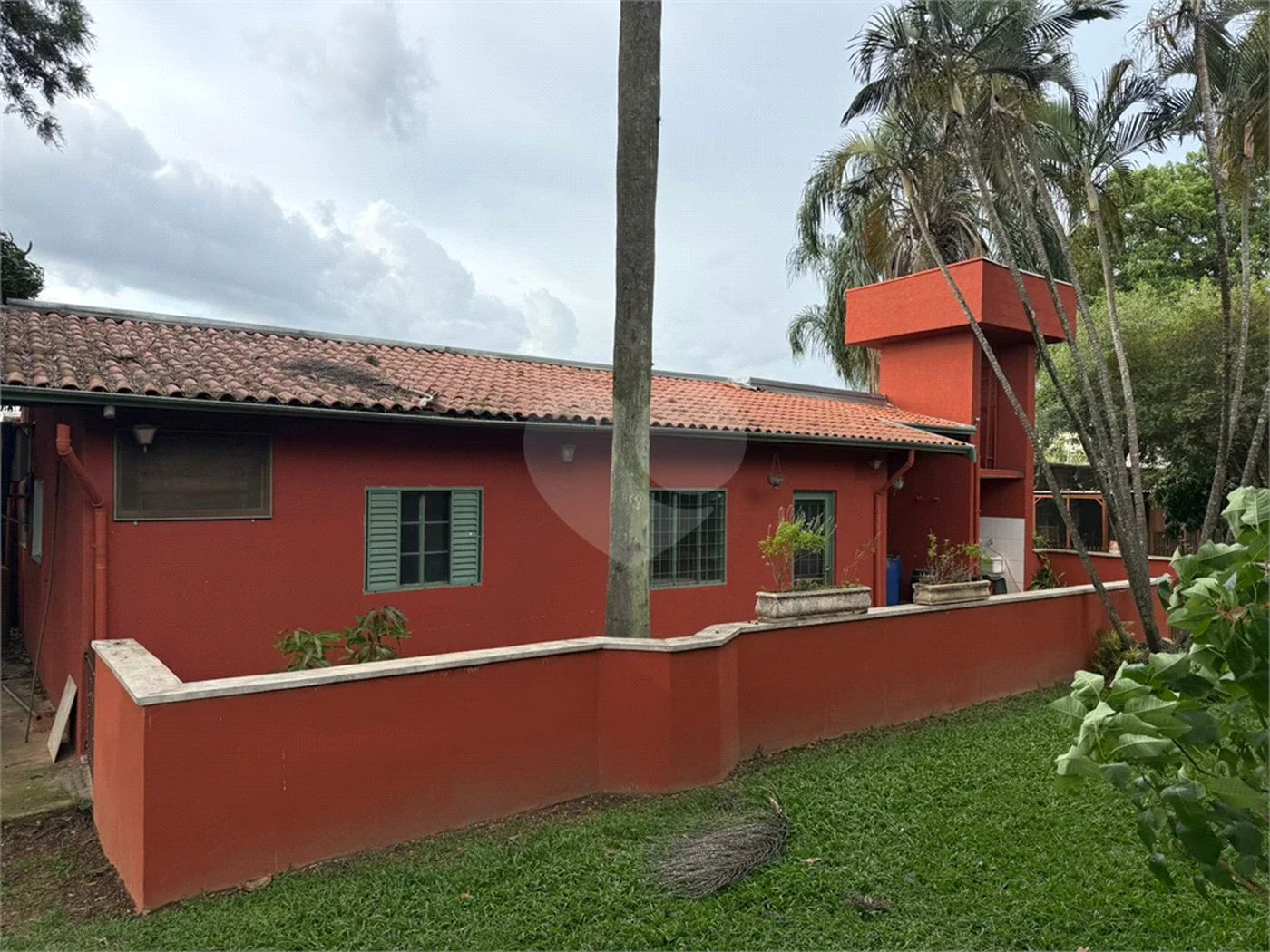 Chácara no Unileste, com espaço para eventos e cozinha industrial, na modalidade porteira fechada,