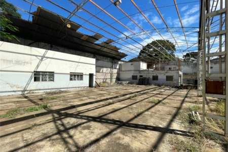 Terreno no Jardim Jockey Clube
