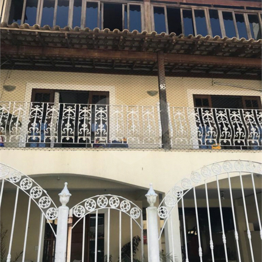 CASA A VENDA NO CONDOMINIO TIMBAUBA