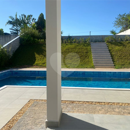Casa à venda com 4 suítes no condomínio Village Saint Charbel, Araçoiaba da Serra - SP