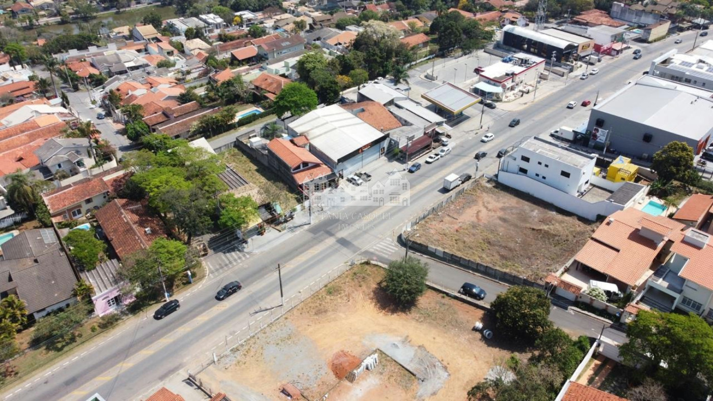 Terreno plano à venda ou locação na Alameda Lucas Nogueira Garcez – Vila Giglio, Atibaia