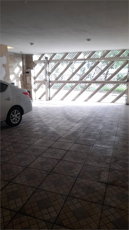 Sobrado à venda com 3 quartos, sendo 1 suíte, em Parada Inglesa, São Paulo, SP